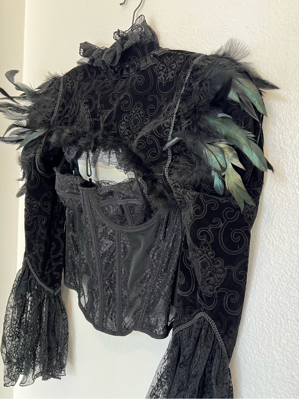Black Lace Ostrich Feather Bolero Topper Top Gothic Victorian Halloween Costume - Picture 2 of 12
